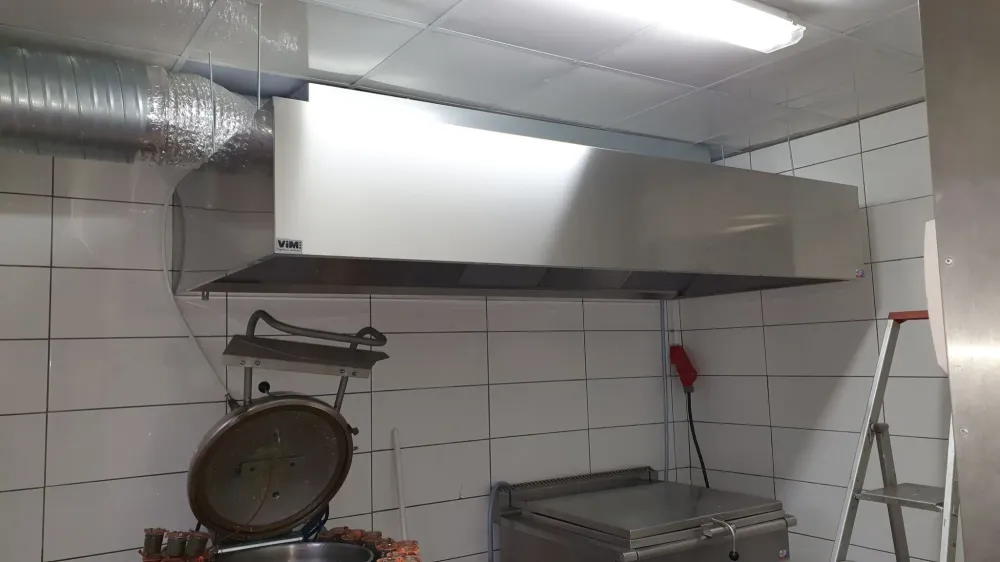 Hotte industrielle près de Doubs